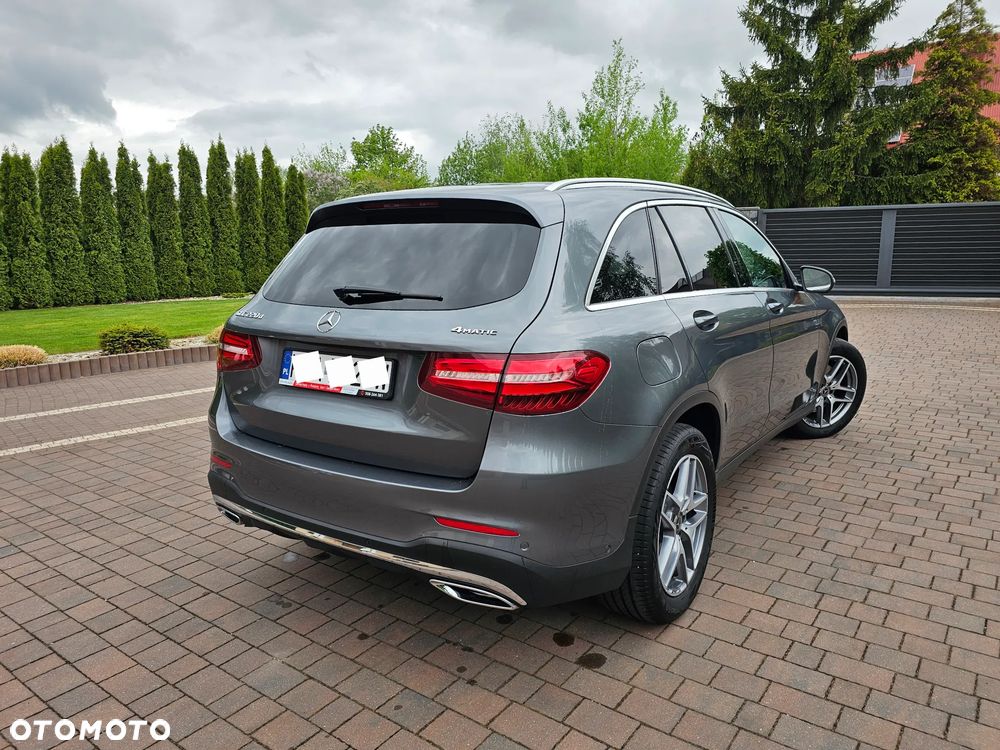 Mercedes-Benz GLC - 4