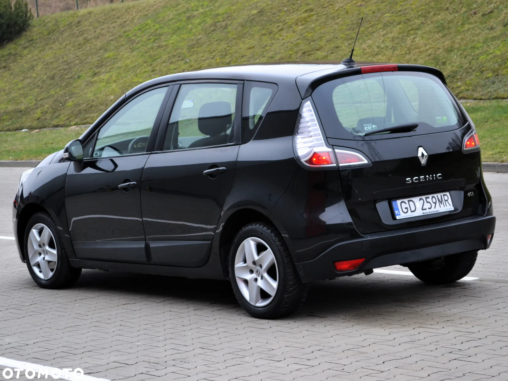 Renault Scenic 1.5 dCi Limited - 4