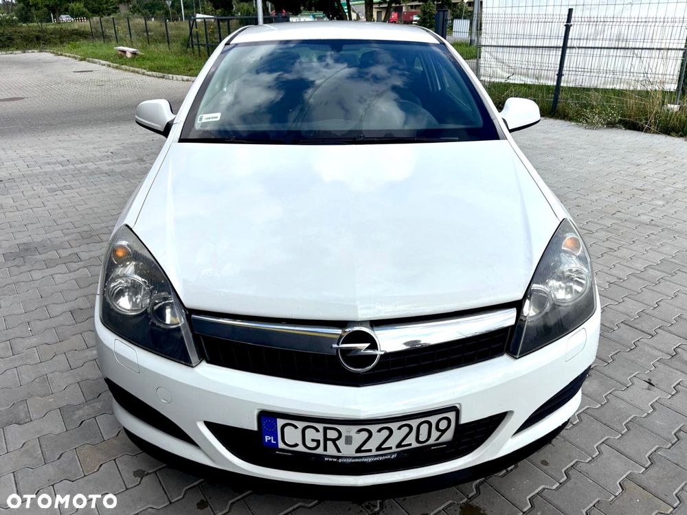 Opel Astra GTC 1.4 - 7
