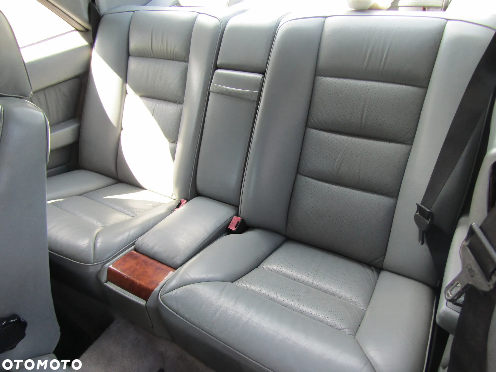 Mercedes-Benz W124 (1984-1993) - 20