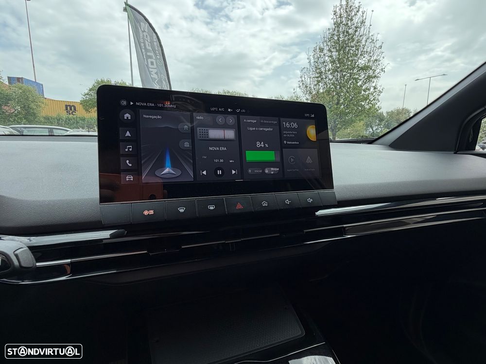 MG MG4 4 Luxury 64 kWh - 8