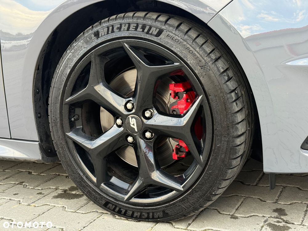 Ford Focus 2.0 EcoBoost ST - 7