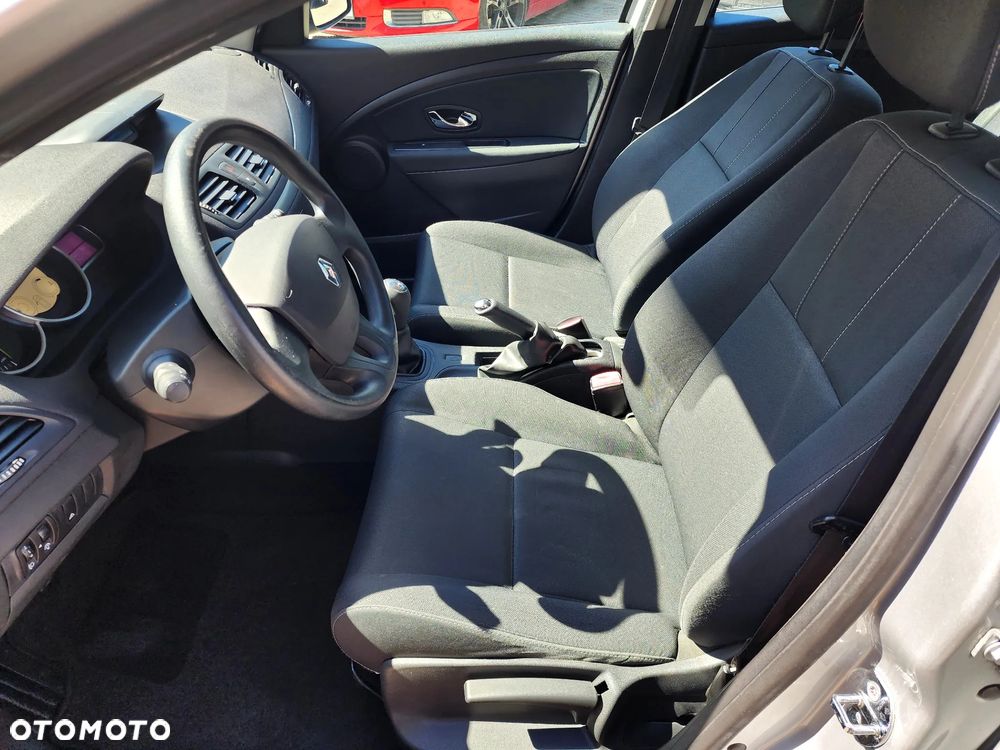 Renault Megane 1.6 16V 100 J'taime - 26
