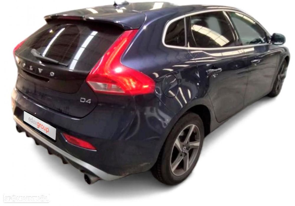 Volvo V40 - 2