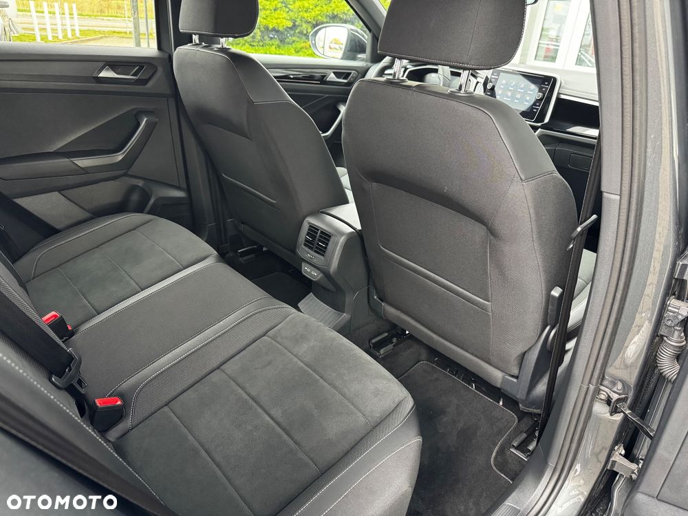 Volkswagen T-Roc - 14