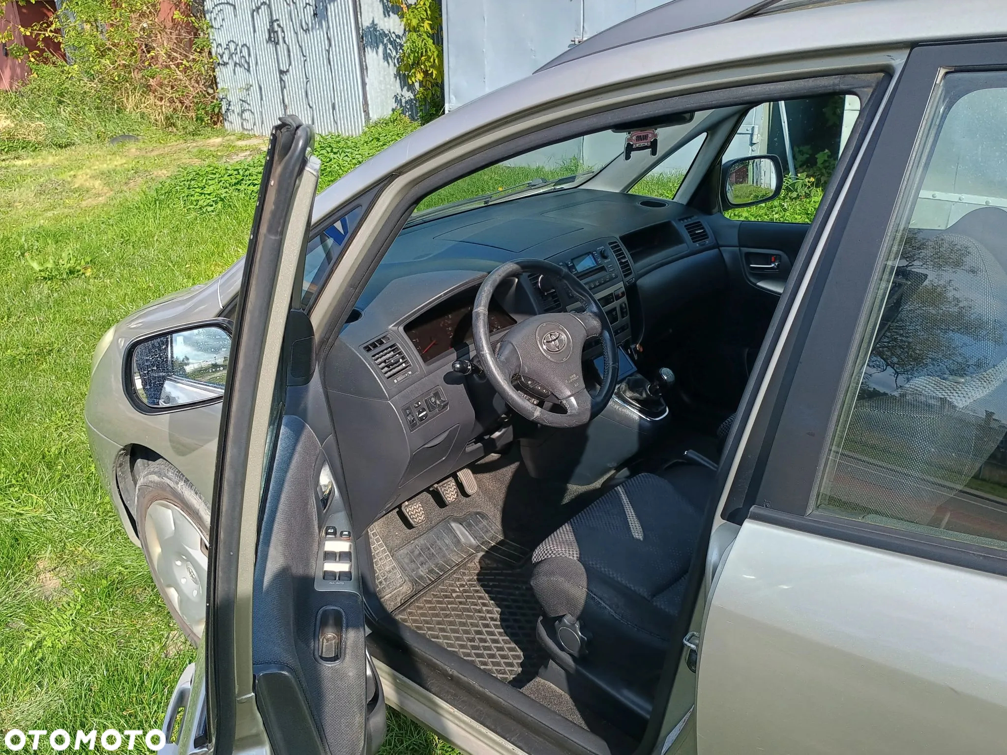 Toyota Corolla Verso 1.6 Terra - 4