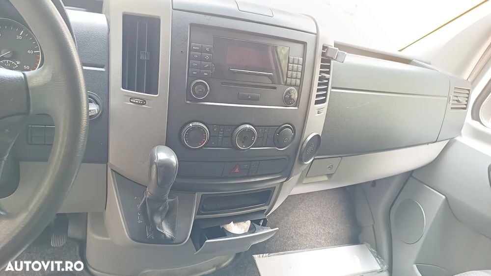 Mercedes-Benz Sprinter - 6
