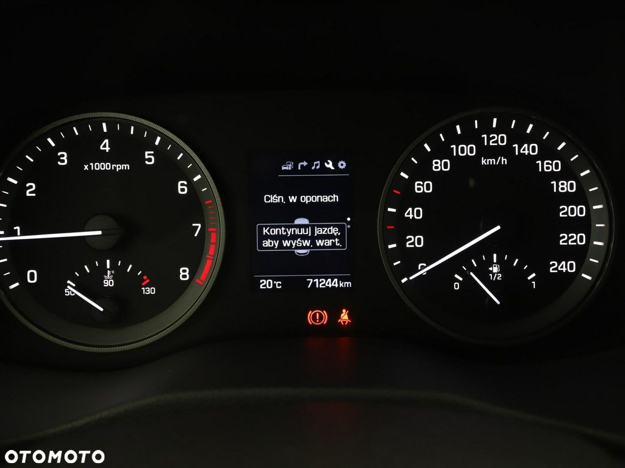 Hyundai Tucson 1.6 GDi 2WD Trend - 22
