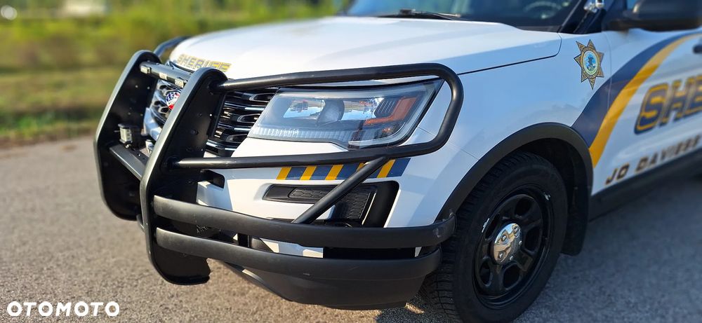 Ford Explorer - 7