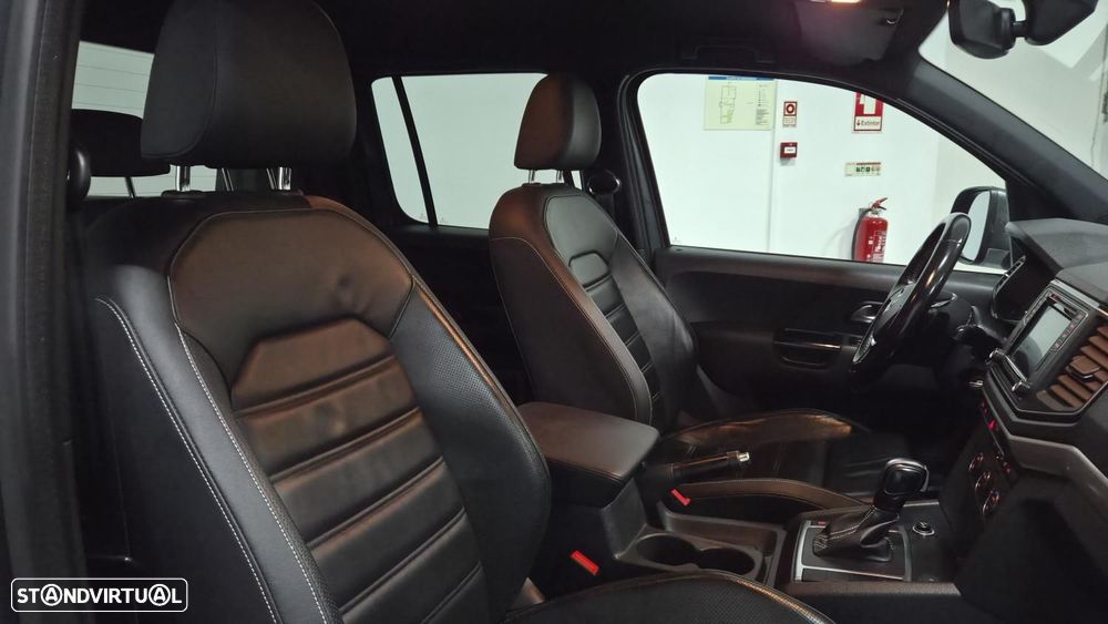 VW Amarok 3.0 TDI V6 4Motion - 11