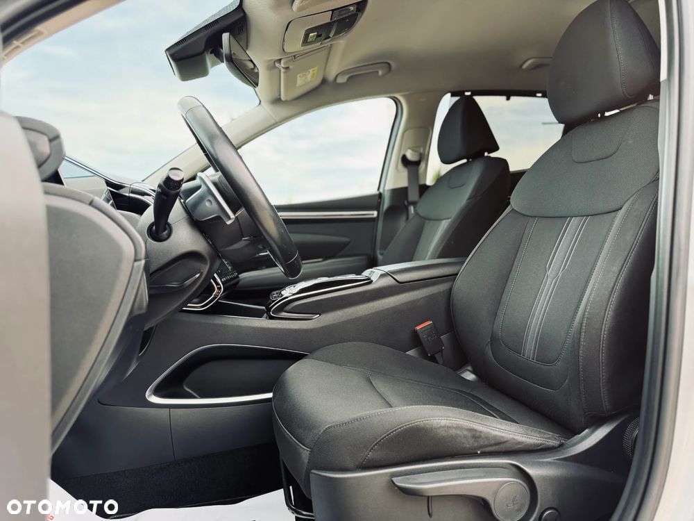 Hyundai Tucson 1.6 T-GDi HEV 2WD Advantage - 28