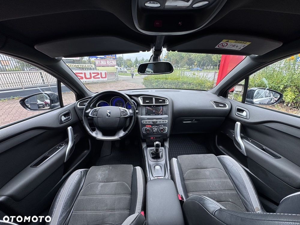 DS Automobiles DS 4 - 10