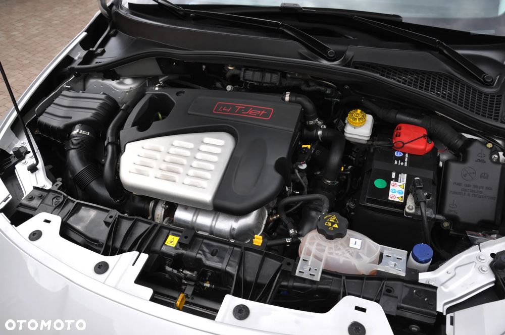 Fiat Tipo 1.4 T-Jet Lounge - 35