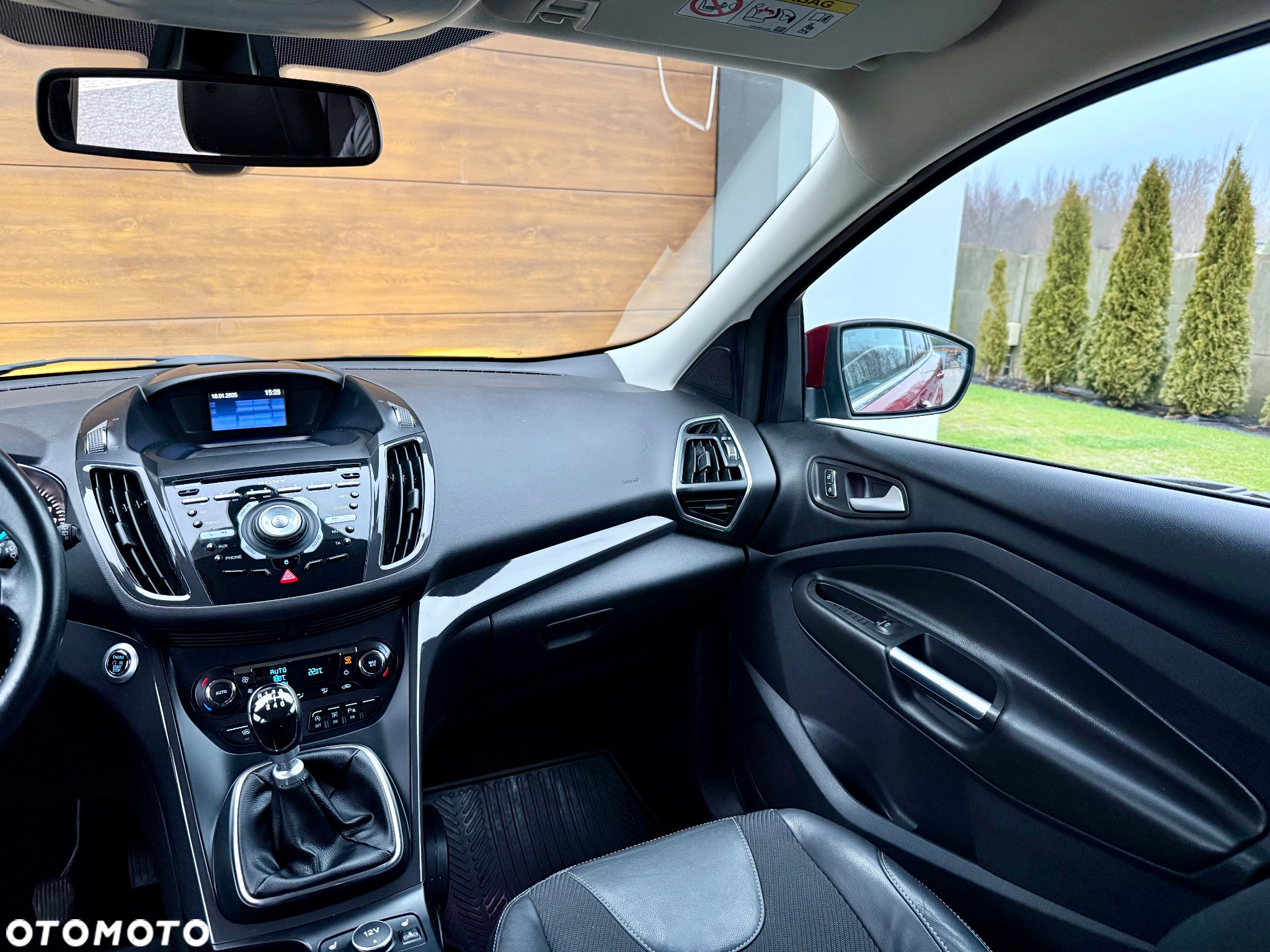 Ford Kuga 1.5 EcoBoost FWD ST-Line Black ASS MMT6 - 19
