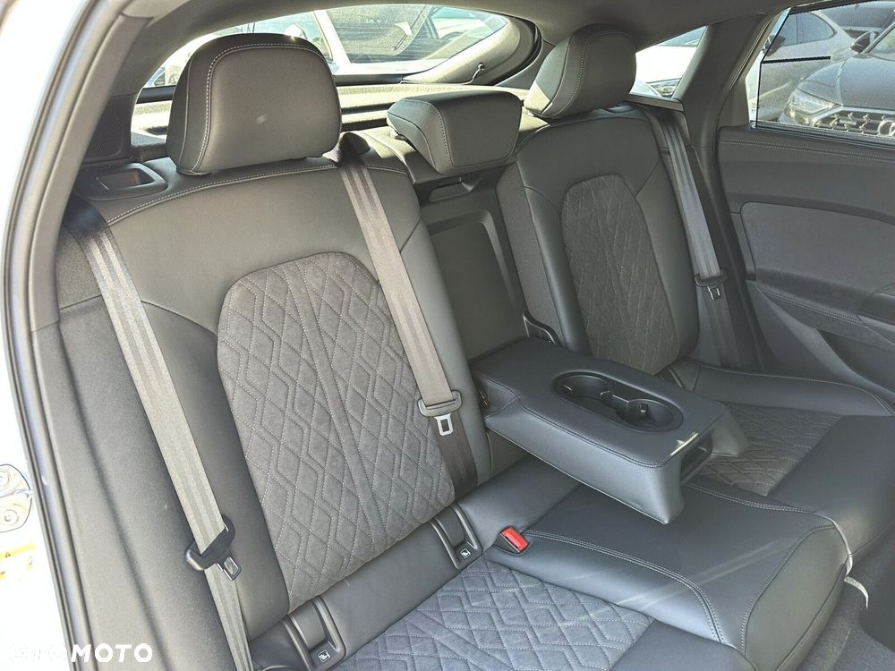 Audi A5 Limousine - 23