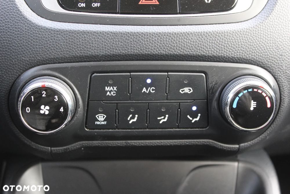 Hyundai ix35 2.0 CRDi 4WD Premium - 24