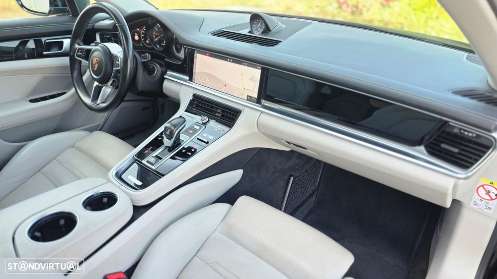Porsche Panamera Sport Turismo 4 E-Hybrid Platinum Edition - 13