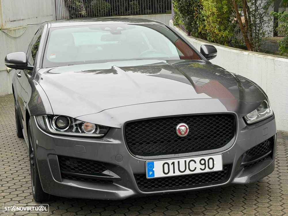 Jaguar XE 2.0 D R-Sport Aut. - 2