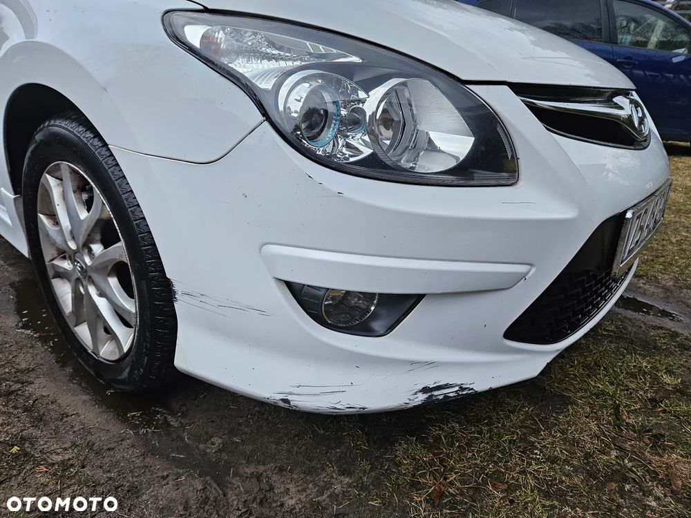 Hyundai i30 1.6 CRDi Base - 14