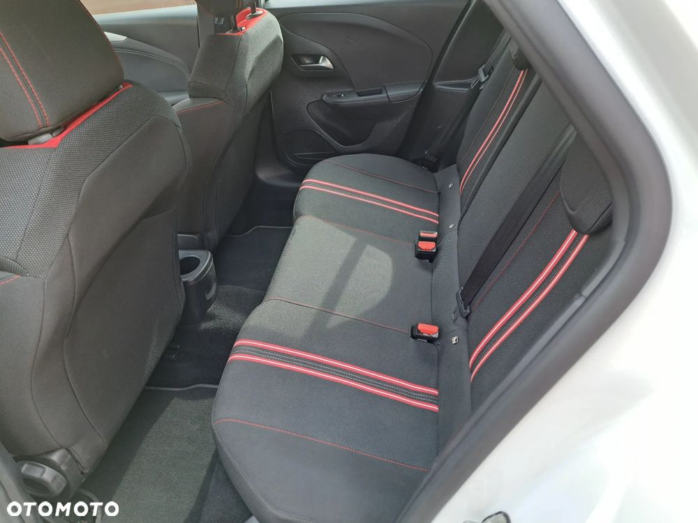 Opel Corsa 1.2 GS Line S&S - 11