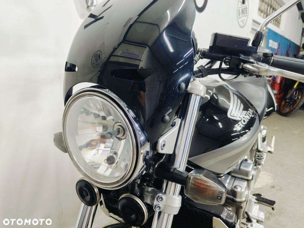 Honda CB - 22