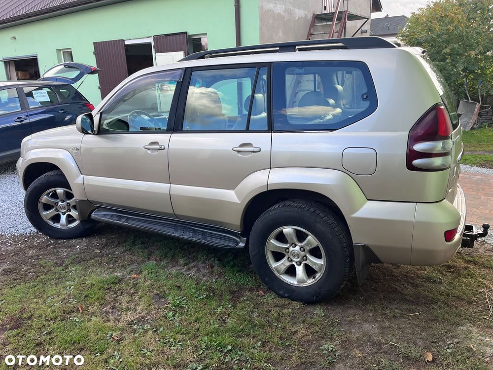 Toyota Land Cruiser 2005 photo 4