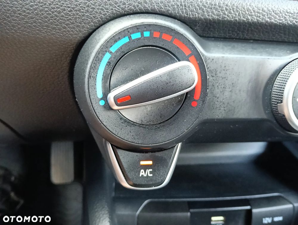 Kia Stonic 1.2 M - 17