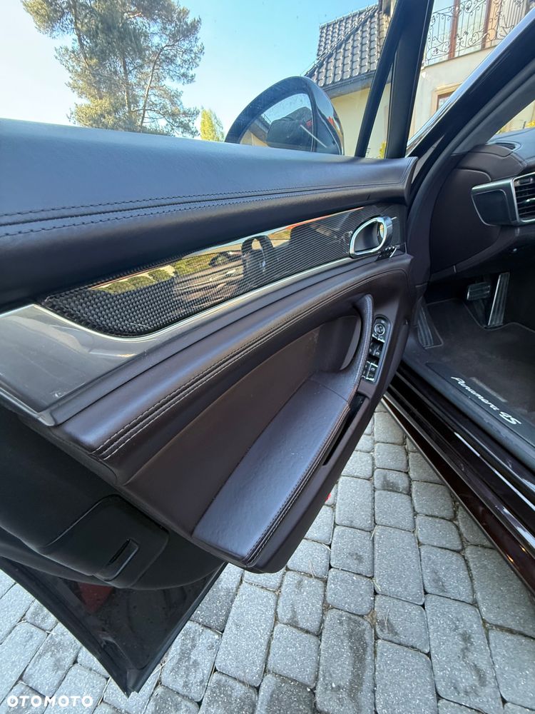 Porsche Panamera S PDK - 7