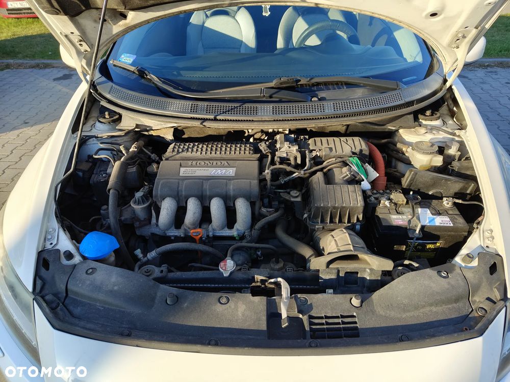 Honda CR-Z - 16