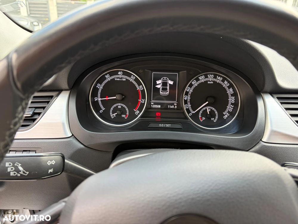 Skoda RAPID 1.0 TSI Ambition - 13