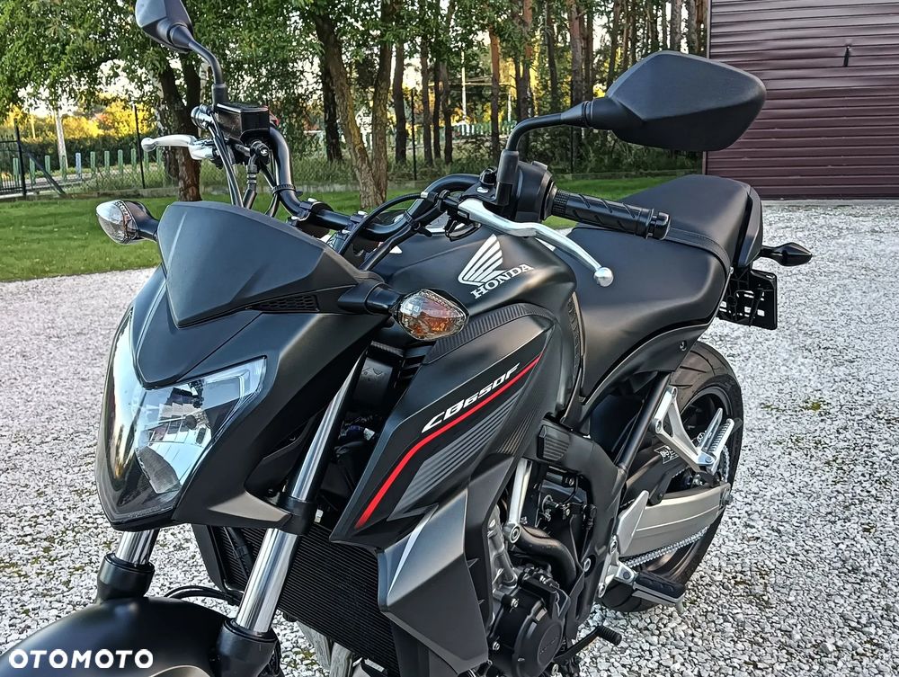 Honda CB - 8