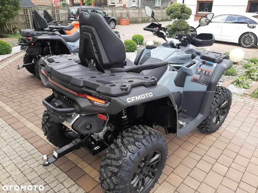 CFMoto CForce - 8