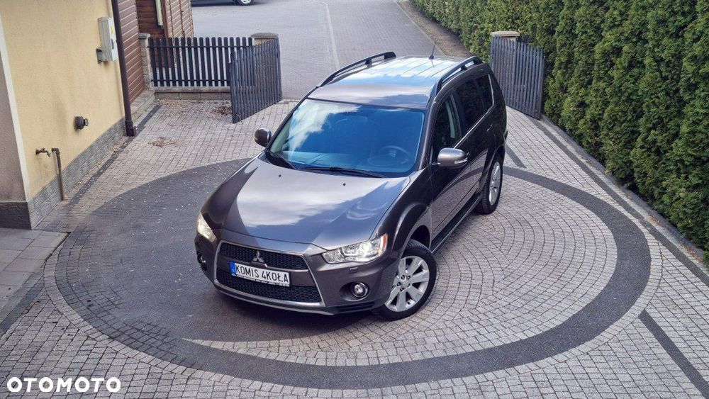 Mitsubishi Outlander - 15