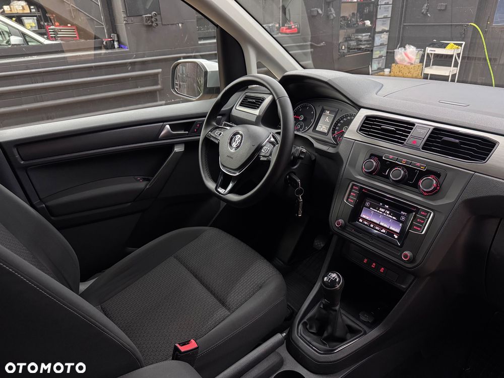 Volkswagen Caddy 2.0 TDI Highline - 7