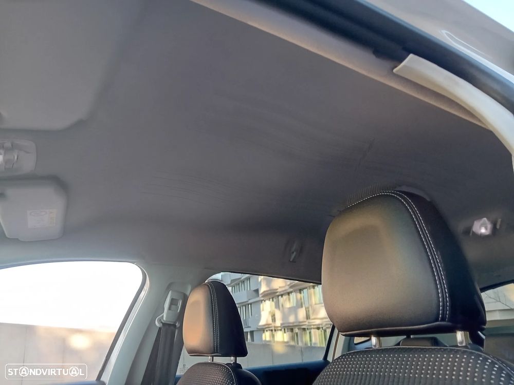 Peugeot 2008 1.2 PureTech Allure - 9