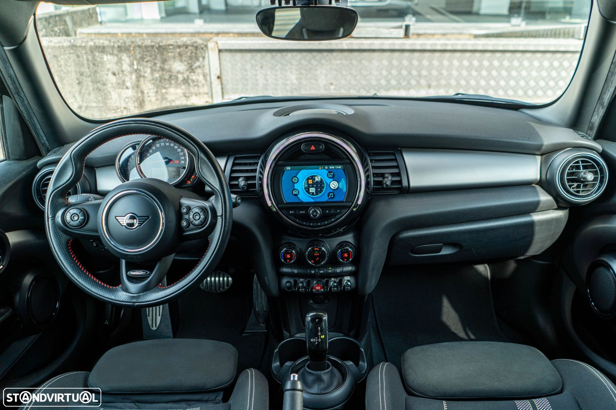 MINI 5 Portas Cooper Auto - 7