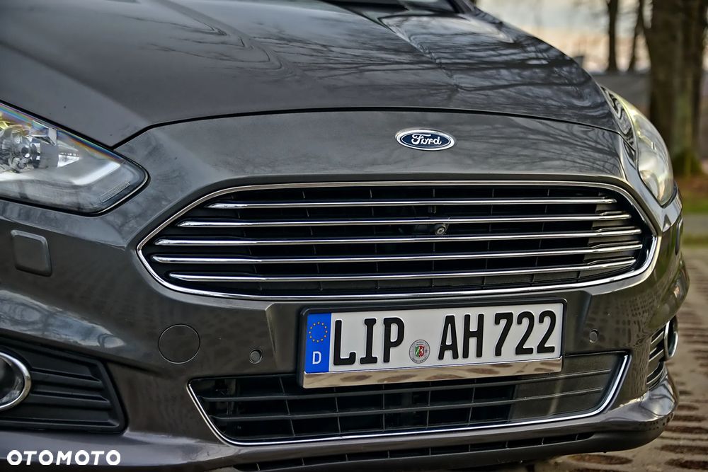 Ford S-Max 2.0 TDCi Titanium - 3