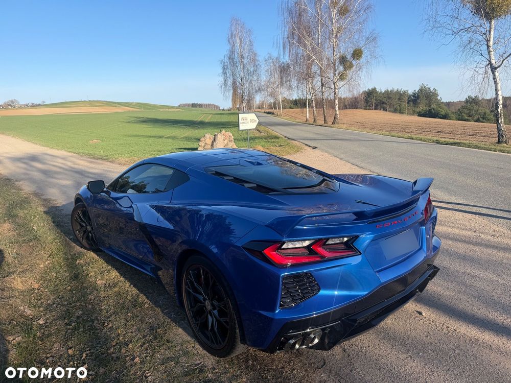 Chevrolet Corvette - 8