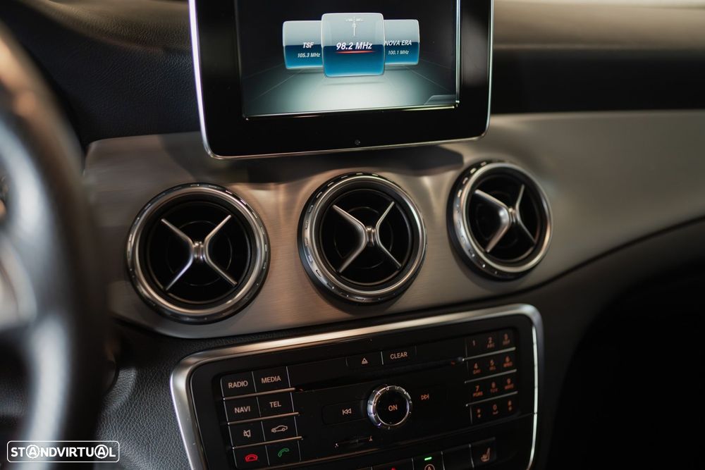 Mercedes-Benz GLA 180 d AMG Line Aut. - 30