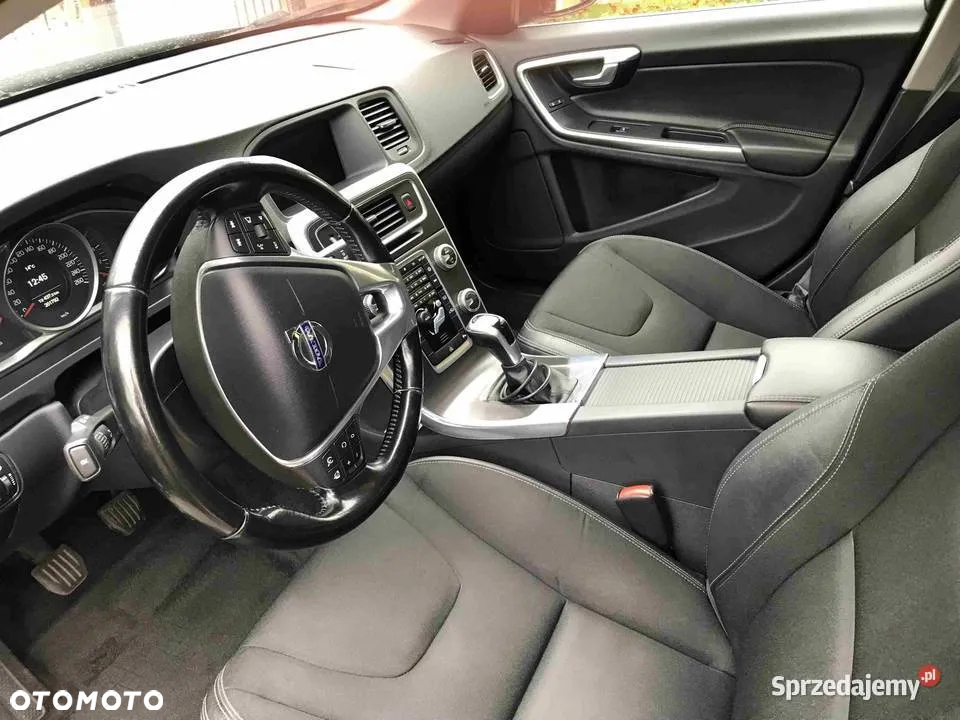 Volvo V60 D4 - 4