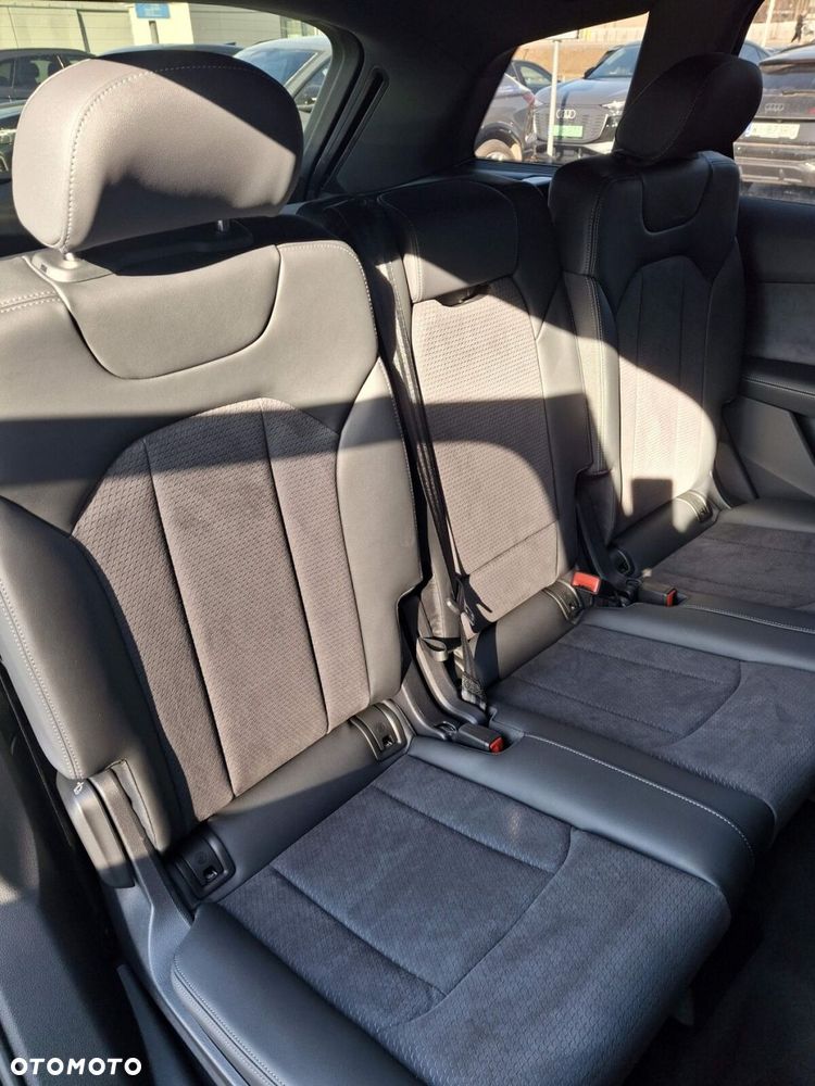 Audi Q7 - 19