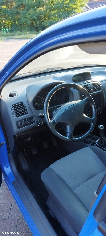Mitsubishi Space Star 1.8 GDI GLX - 6