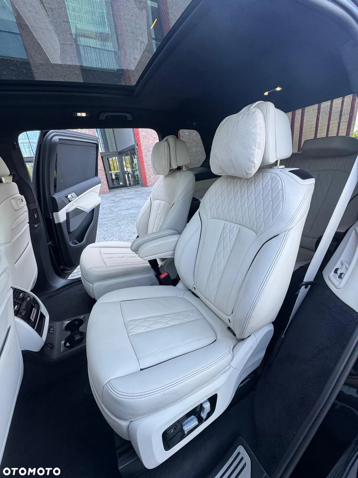 BMW X7 M50i - 32
