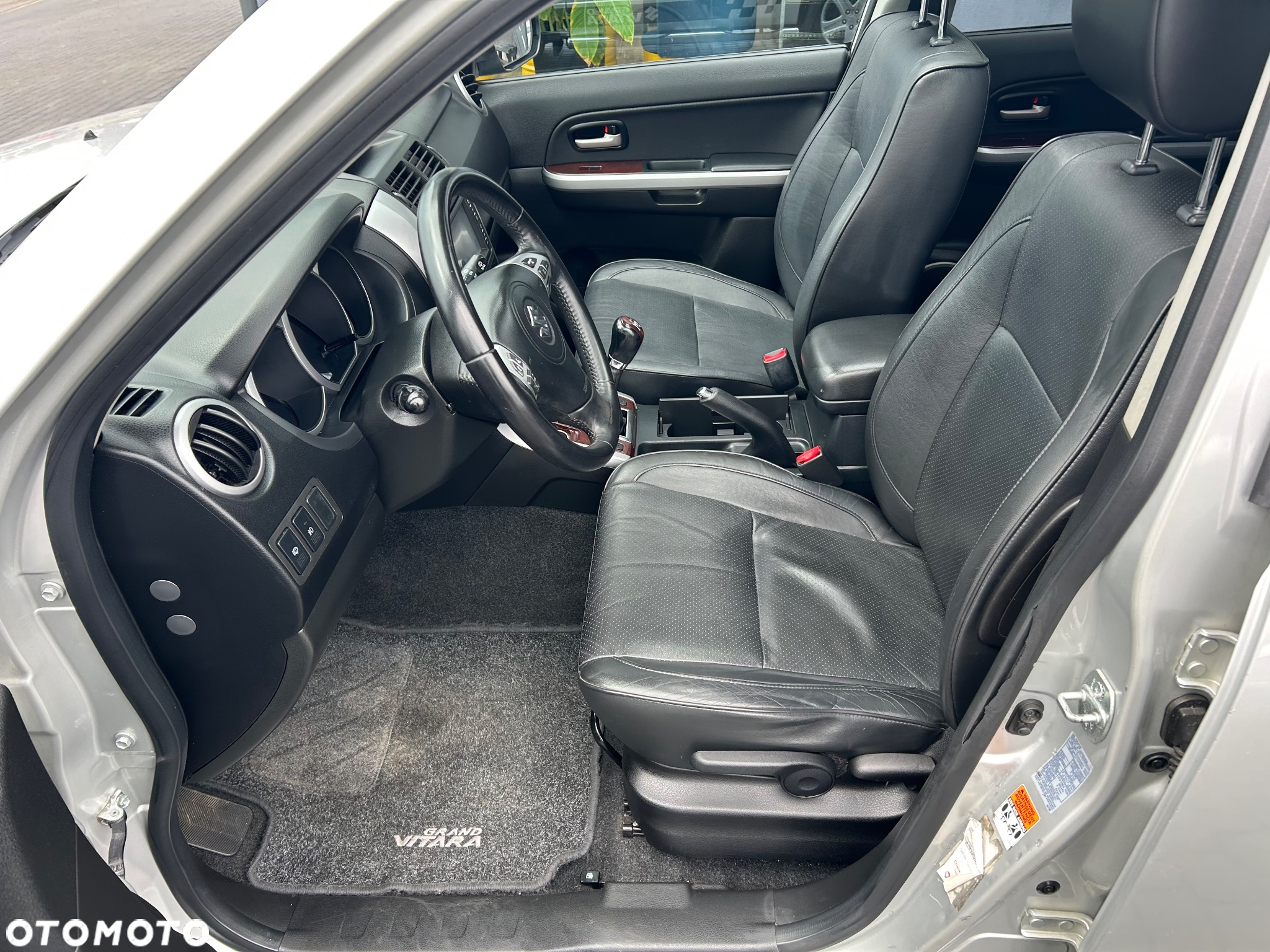 Suzuki Grand Vitara 1.9 DDiS Club - 19