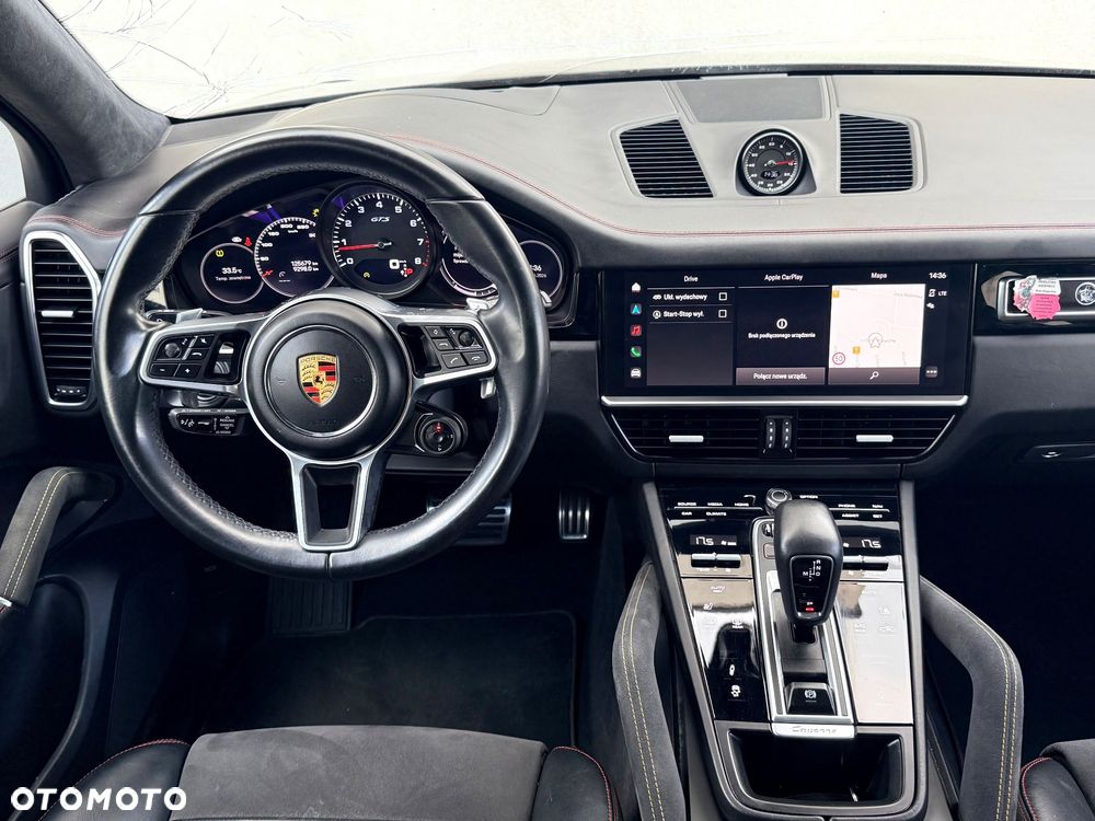 Porsche Cayenne GTS - 23