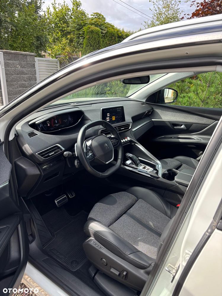 Peugeot 3008 2020 photo 3