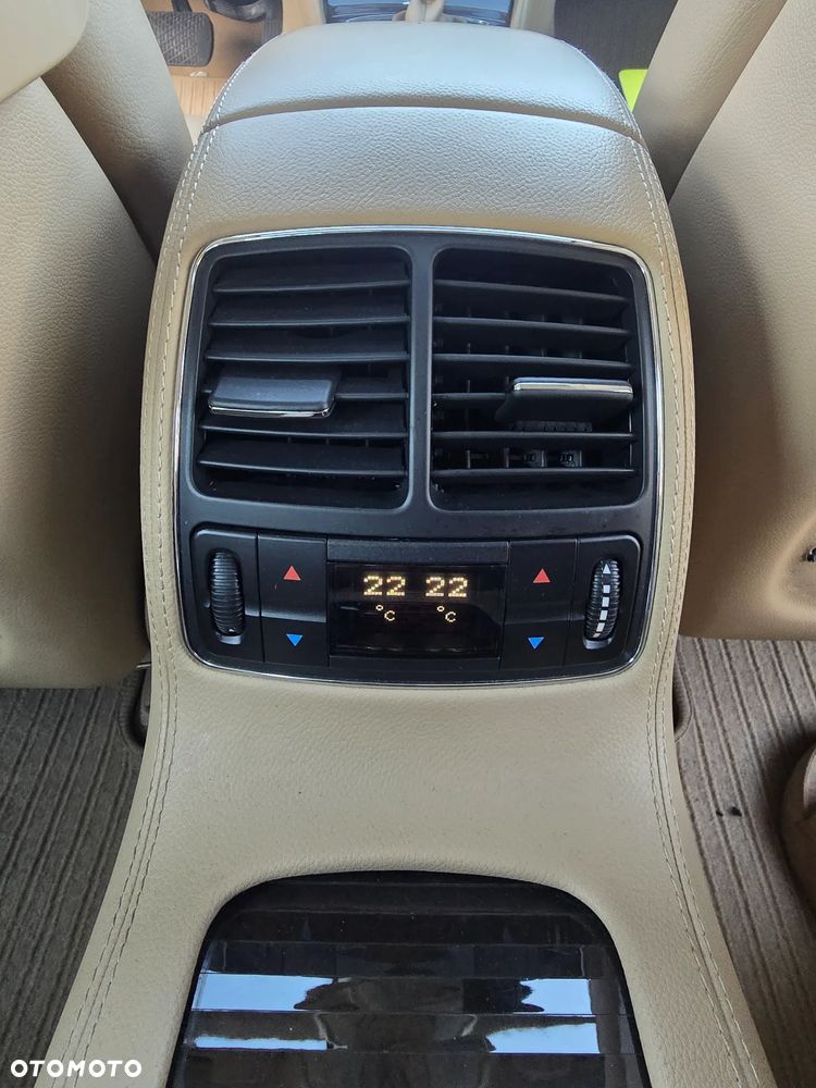 Mercedes-Benz CLS - 16