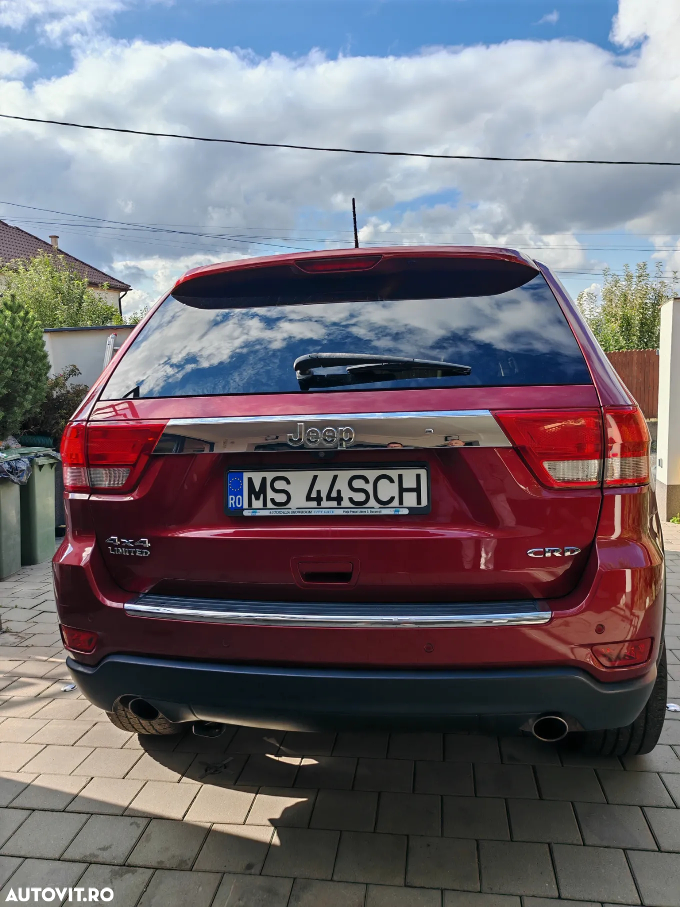Jeep Grand Cherokee - 22