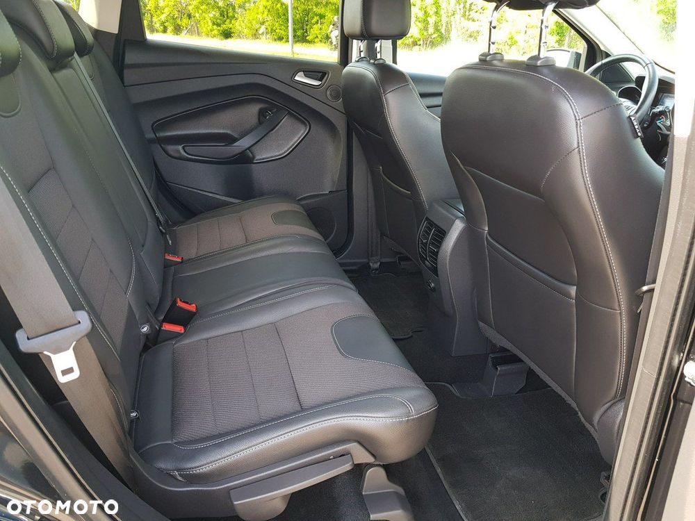 Ford Kuga - 19