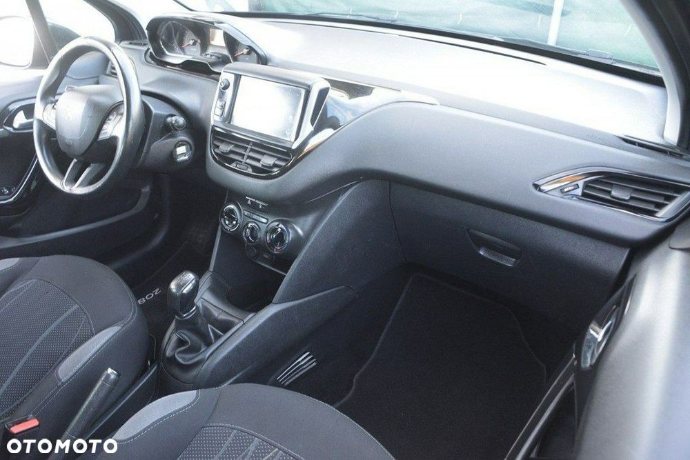 Peugeot 208 1.2 PureTech Access - 13